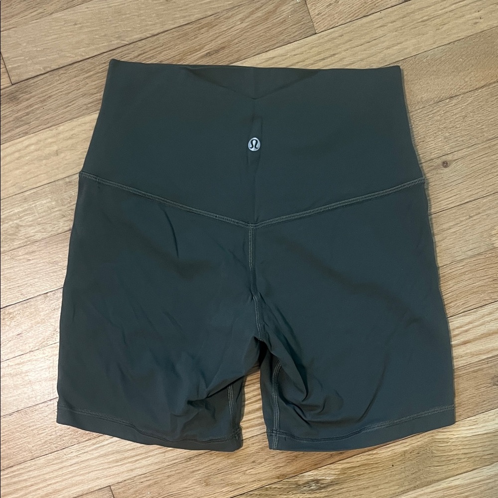 lululemon athletica Women's Align Shorts